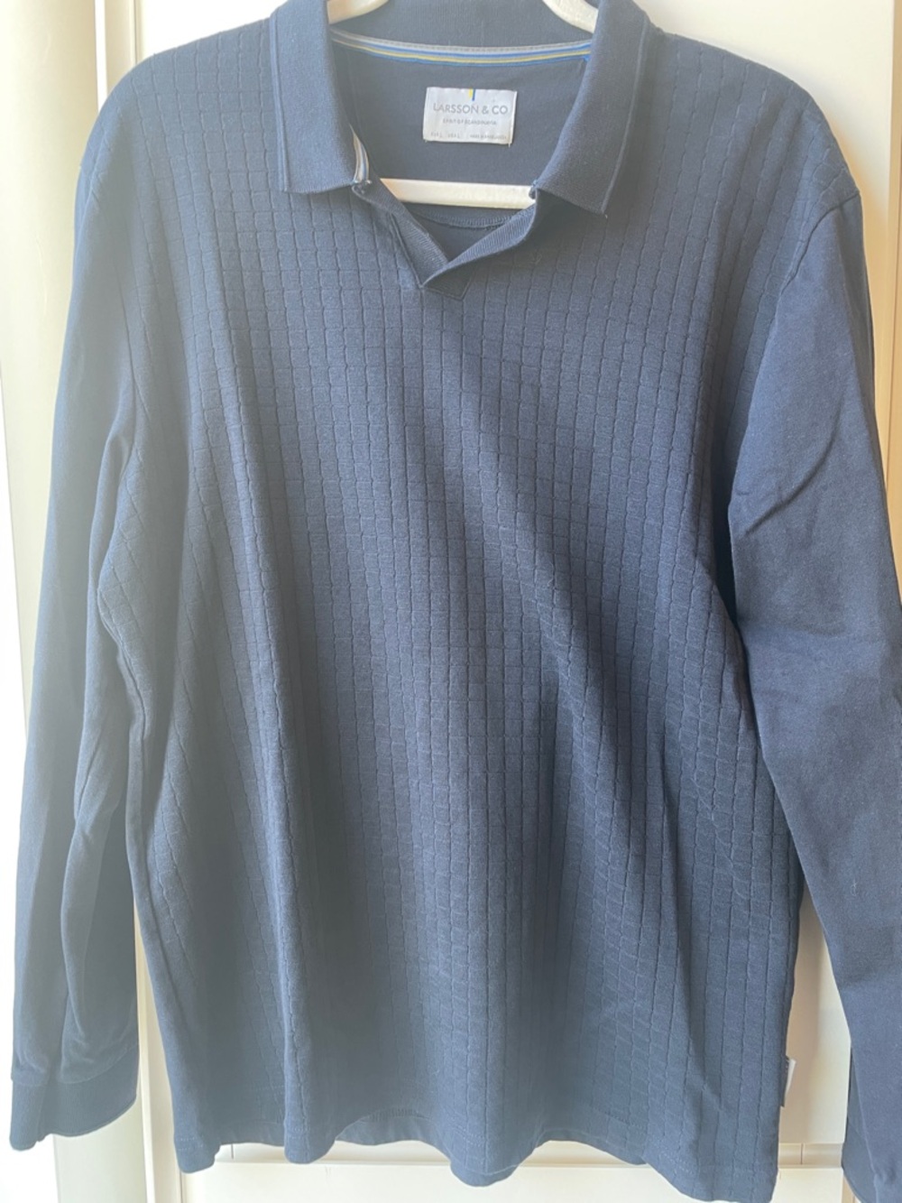 Larsson&Co Cotton Long-Sleeve Polo w/ribbed trim, intricate knit design. So nice